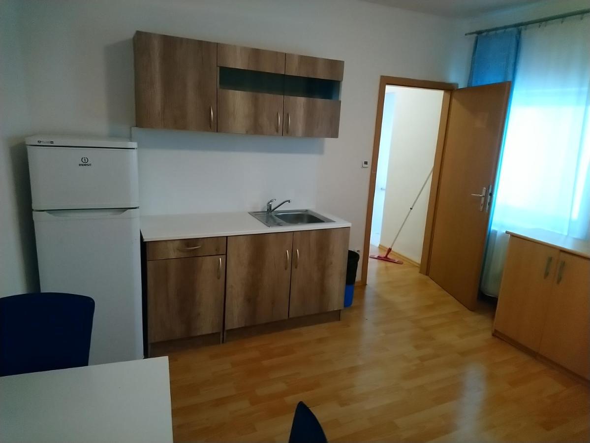 City Hostelブラチスラヴァ エクステリア 写真